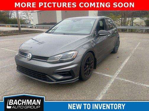 2019 Volkswagen Golf R 2.0T w/DCC & Navigation