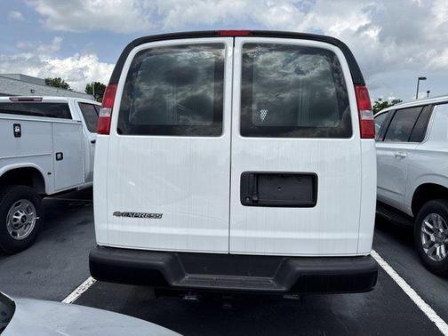 2025 Chevrolet Express 2500 Work Van