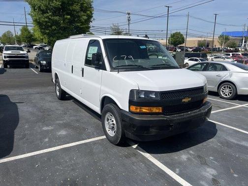 2025 Chevrolet Express 2500 Work Van
