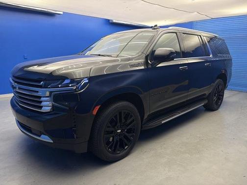 2023 Chevrolet Suburban High Country