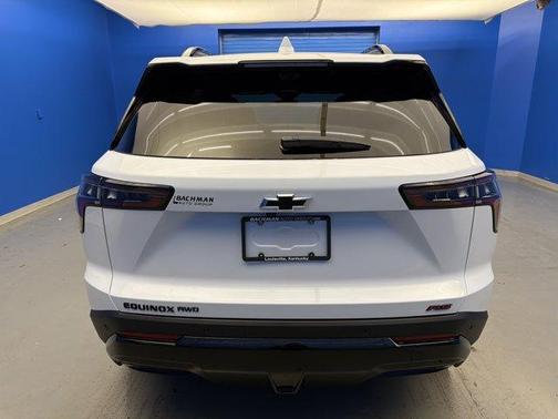 Polar White 2026 Chevrolet Equinox RS