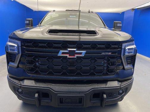 2025 Chevrolet Silverado 2500 ZR2