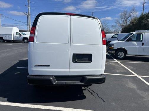2025 Chevrolet Express 2500 Work Van