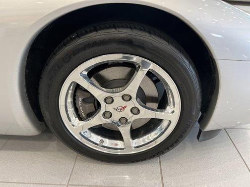 2002 Chevrolet Corvette Base