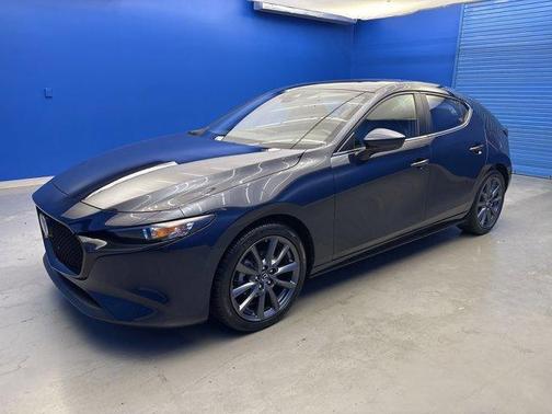2023 Mazda Mazda3 FWD w/Preferred Package