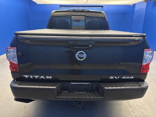 2018 Nissan Titan SV