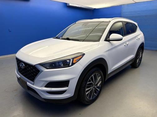 Dazzling White 2019 Hyundai TUCSON SEL