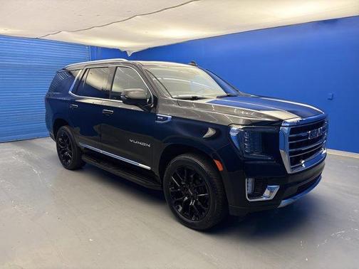 2022 GMC Yukon SLT