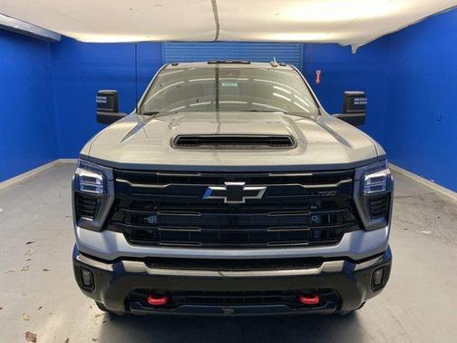 2025 Chevrolet Silverado 2500 LTZ
