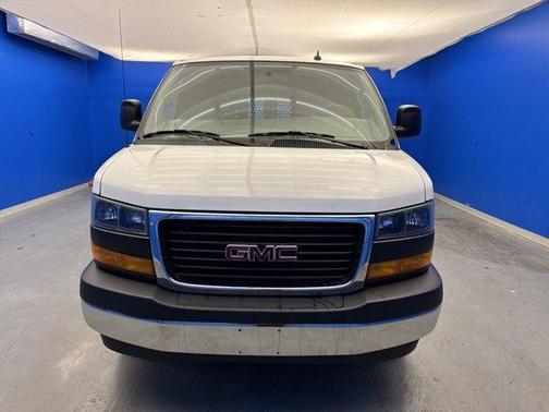 2022 GMC Savana 2500 Work Van