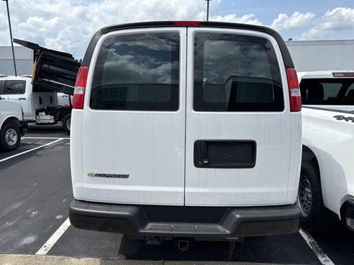2025 Chevrolet Express 2500 Work Van