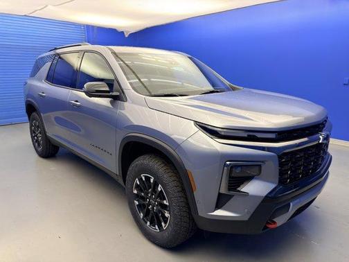 Sterling Gray Metallic 2026 Chevrolet Traverse Z71