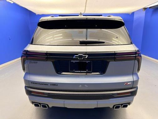 Sterling Gray Metallic 2026 Chevrolet Traverse Z71