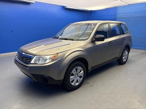 Topaz Gold Metallic 2009 Subaru Forester 2.5X