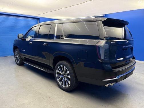 2025 Chevrolet Suburban High Country
