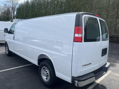 2025 Chevrolet Express 2500 Work Van