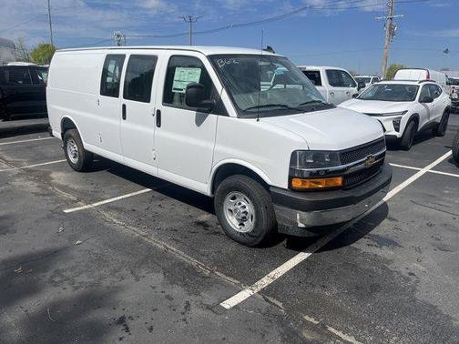2025 Chevrolet Express 2500 Work Van