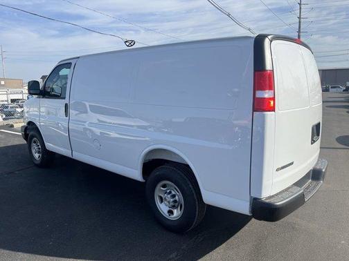 2025 Chevrolet Express 2500 Work Van