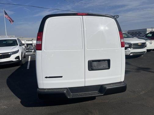 2025 Chevrolet Express 2500 Work Van