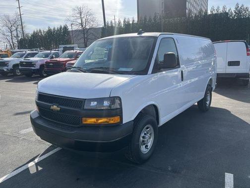 2025 Chevrolet Express 2500 Work Van