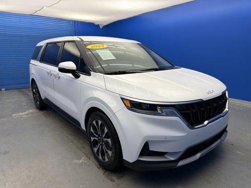 2024 Kia Carnival EX