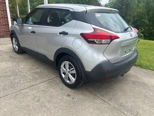 2020 Nissan Kicks S