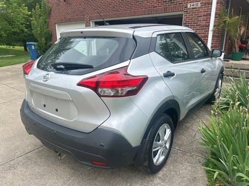2020 Nissan Kicks S