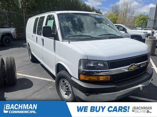 2025 Chevrolet Express 3500 Work Van