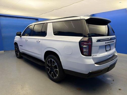 2022 Chevrolet Suburban RST