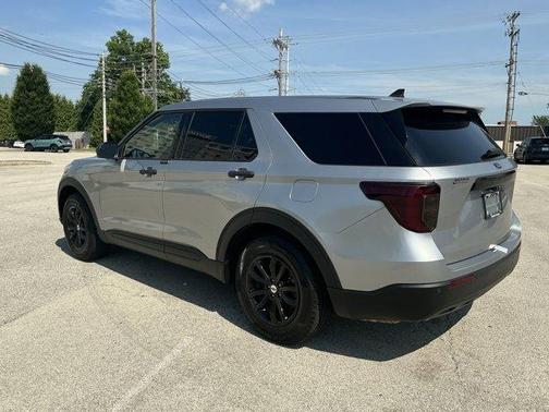 2021 Ford Explorer Base