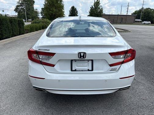 2022 Honda Accord Touring 2.0T