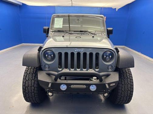 Anvil Clearcoat 2014 Jeep Wrangler Sport