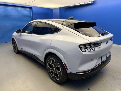 2021 Ford Mustang Mach-E GT