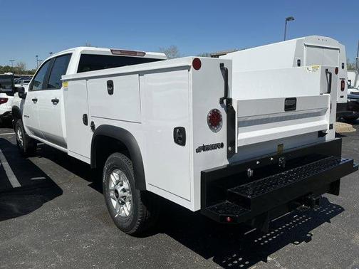 Summit White 2026 Chevrolet Silverado 2500 WT