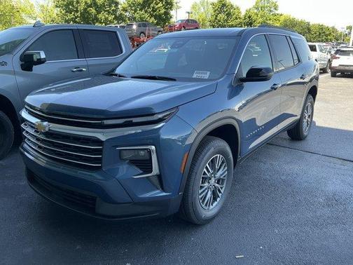 Lakeshore Blue Metallic 2026 Chevrolet Traverse LT