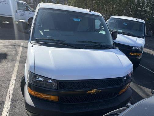 2025 Chevrolet Express 2500 Work Van