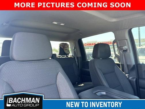 Summit White 2024 Chevrolet Silverado 2500 Custom