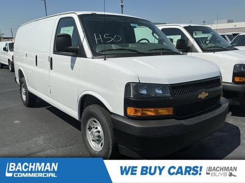 Summit White 2026 Chevrolet Express 2500 Work Van