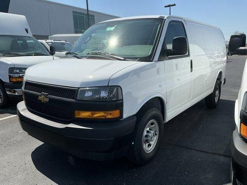 Summit White 2026 Chevrolet Express 2500 Work Van