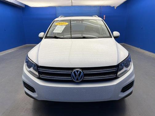 2017 Volkswagen Tiguan 2.0T Wolfsburg Edition