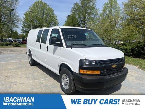 2025 Chevrolet Express 3500 Work Van