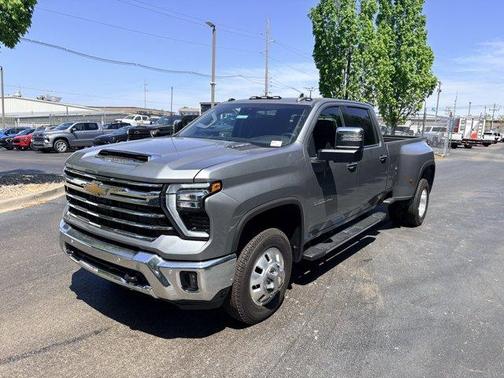 Sterling Gray Metallic 2026 Chevrolet Silverado 3500 LTZ