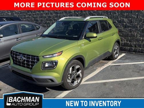 2022 Hyundai VENUE SEL