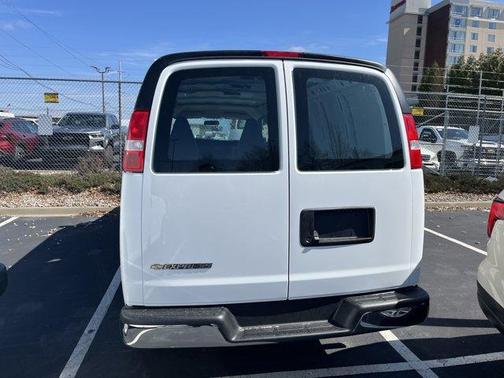 2025 Chevrolet Express 2500 Work Van