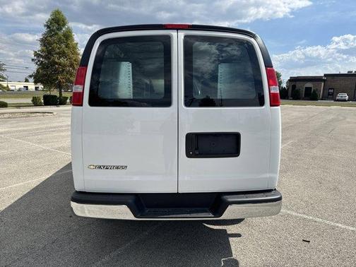 2025 Chevrolet Express 2500 Work Van