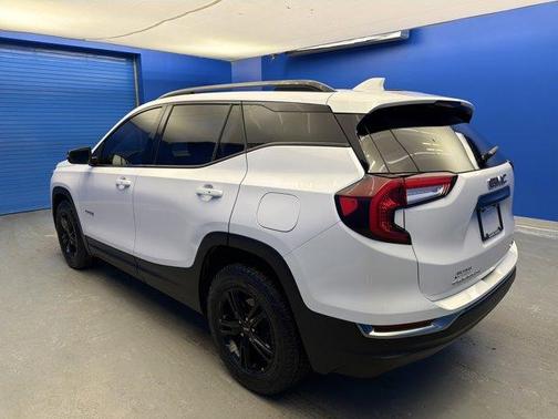 2022 GMC Terrain AT4
