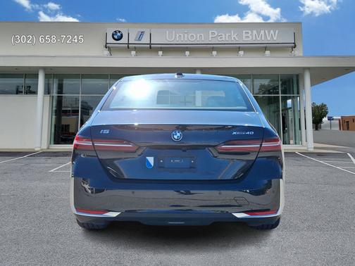 2025 BMW i5 xDrive40