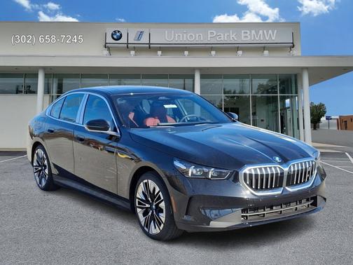2025 BMW i5 xDrive40