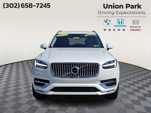 2023 Volvo XC90 Plus