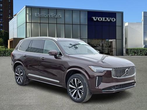 2026 Volvo XC90 Core